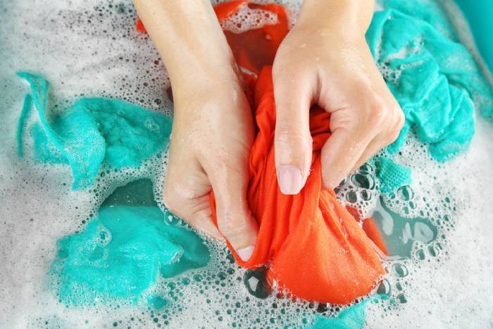 Cách bảo quản áo phông in hình